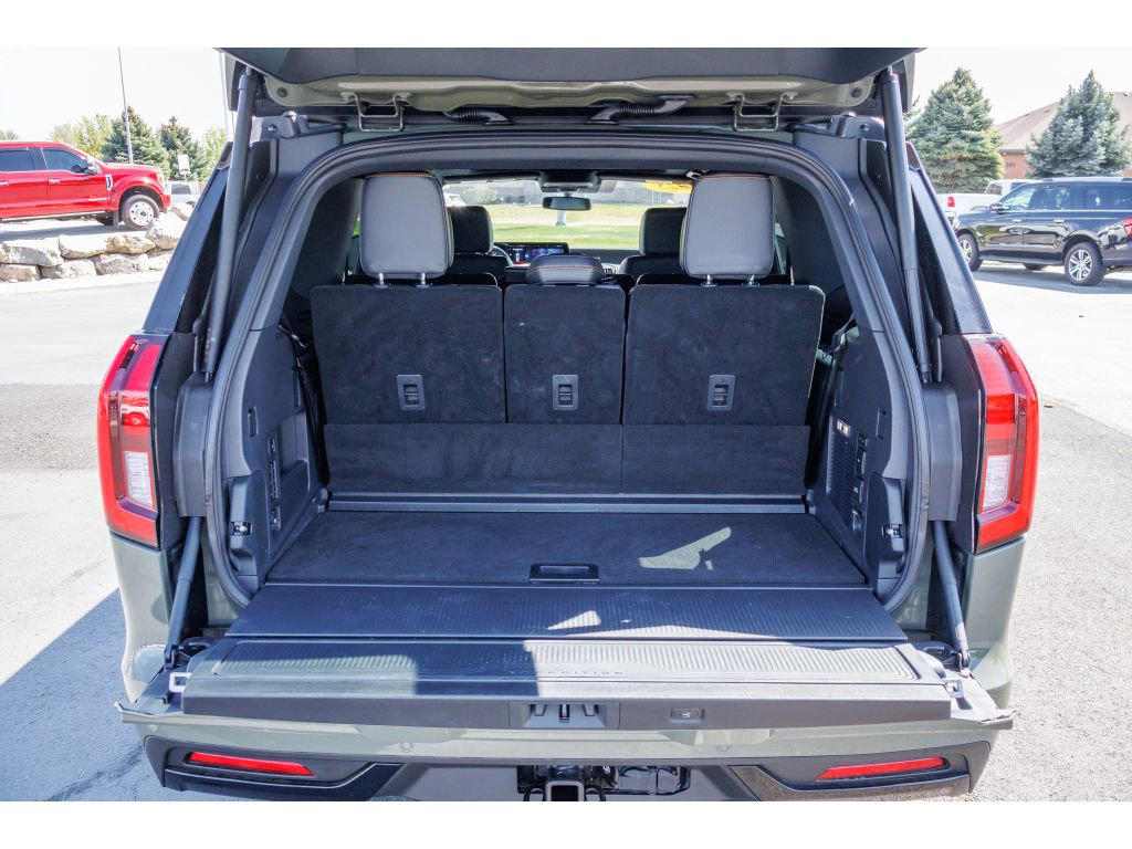 Used 2025 Ford Expedition Tremor AWD/4WD image 16