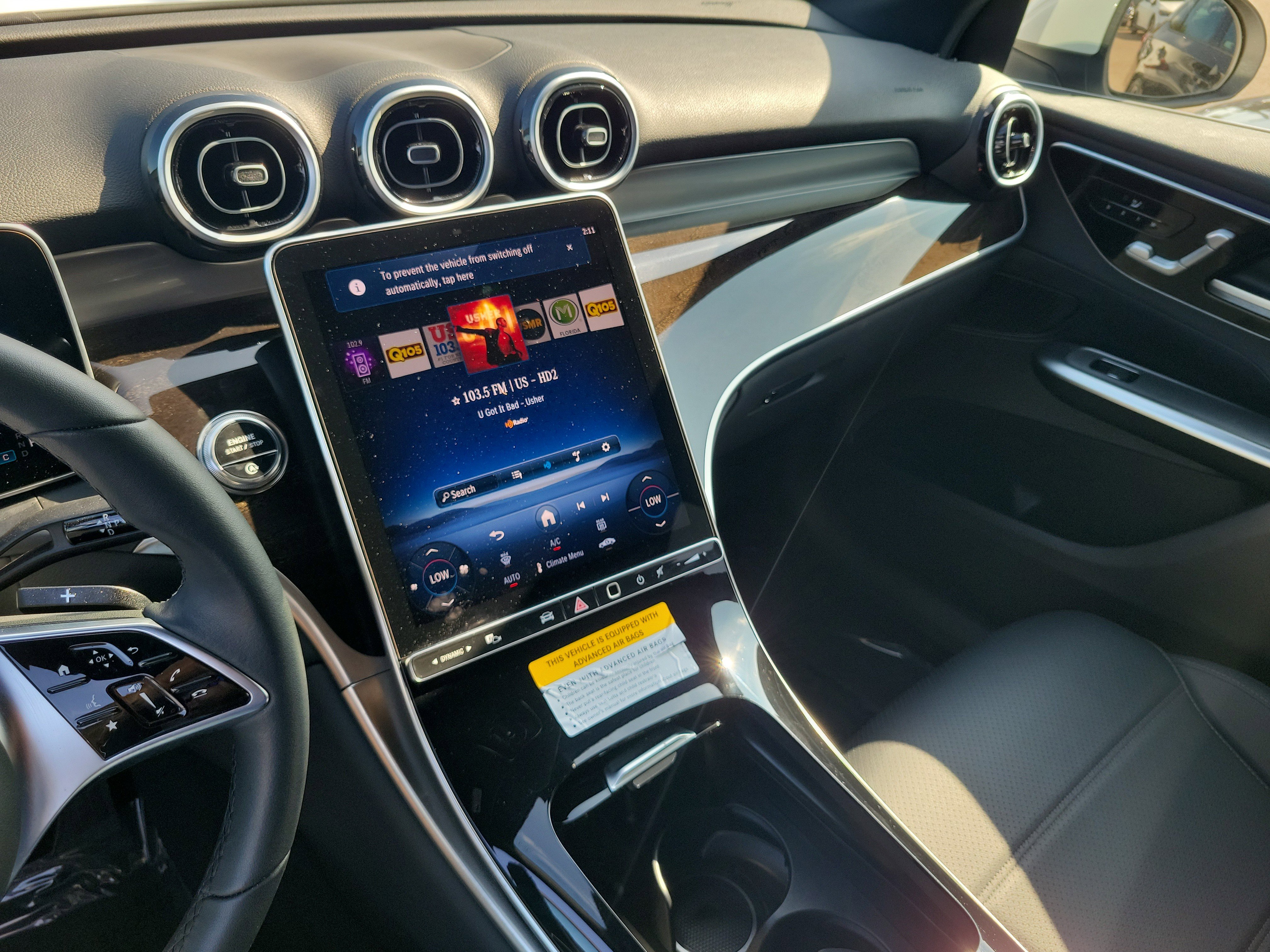 Certified 2025 Mercedes-Benz GLC 300 image 24