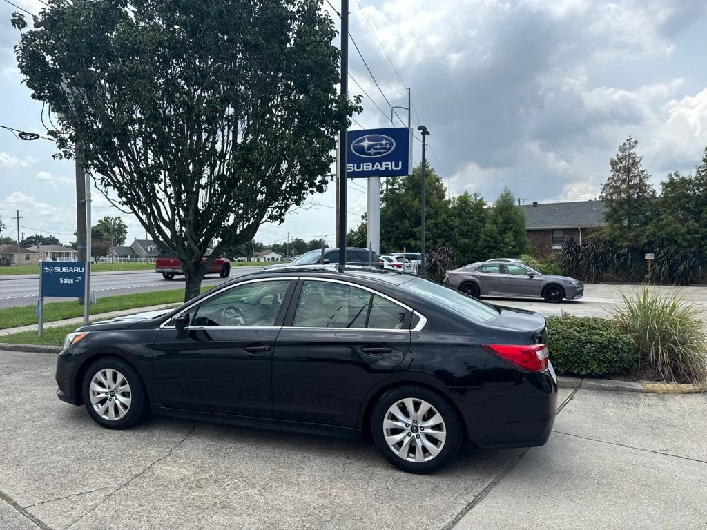 Used 2015 Subaru Legacy 2.5i Premium AWD/4WD image 4