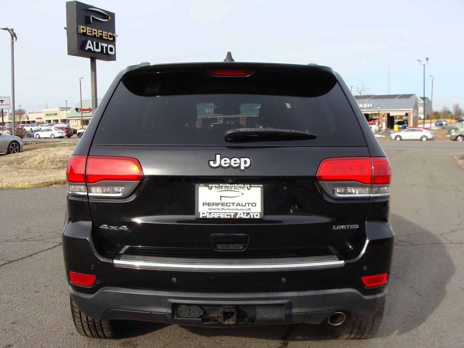Used 2015 Jeep Grand Cherokee Limited w/ Luxury Group II image 5