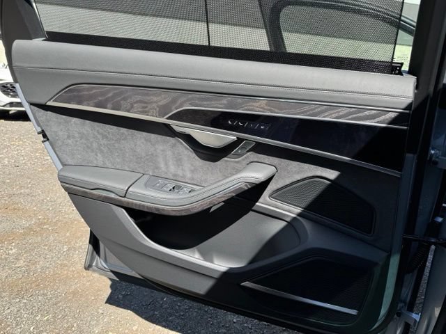 New 2027 Audi A8 L 3.0T AWD/4WD image 24