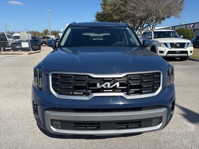 Used 2023 Kia Telluride SX Prestige image 2