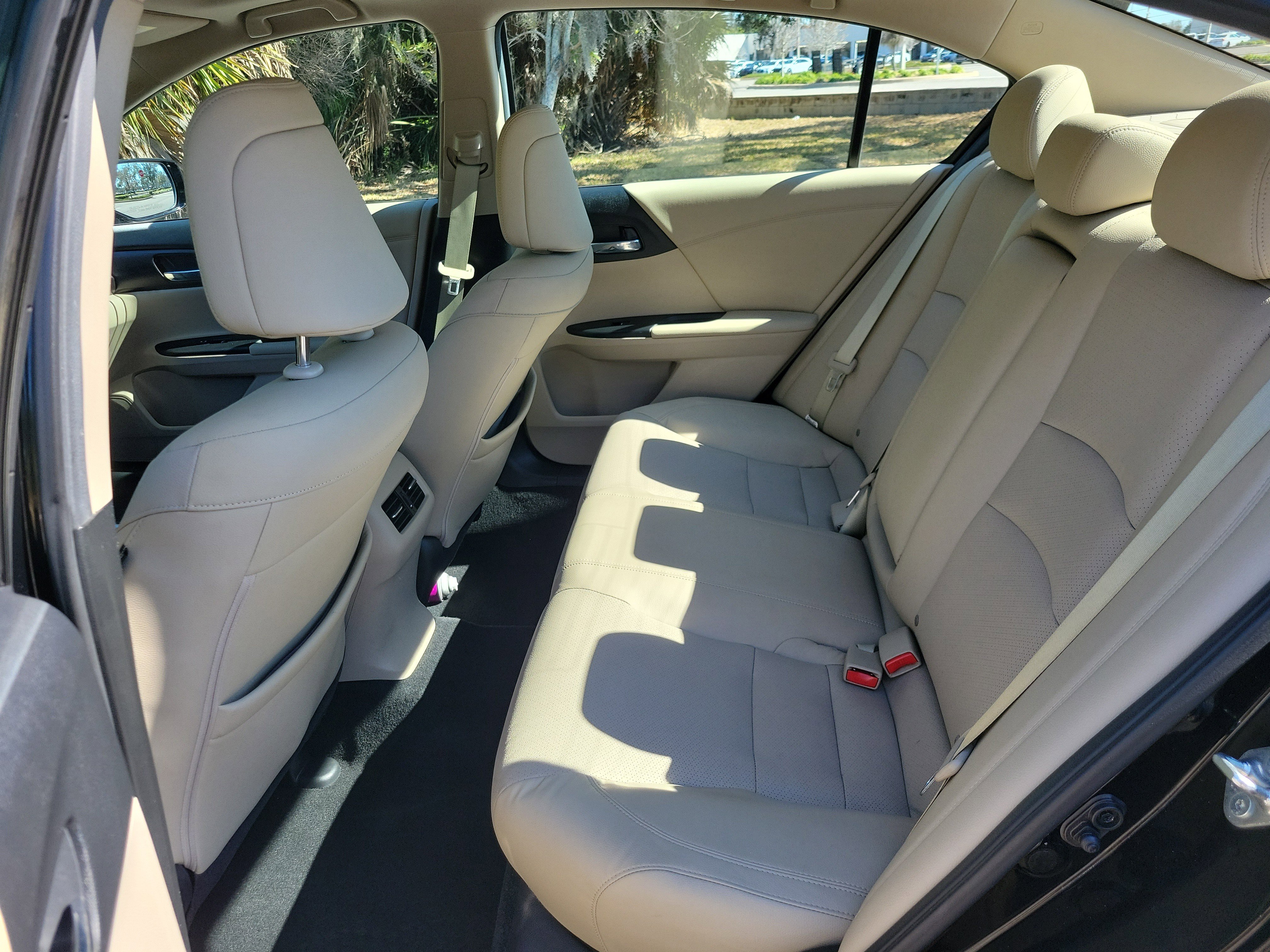 Used 2015 Honda Accord EX-L image 15