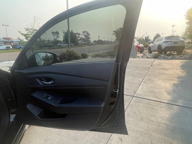 Used 2025 Honda Accord EX-L image 32