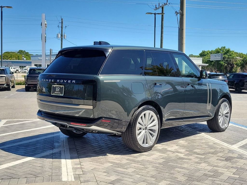 New 2026 Land Rover Range Rover SE image 5