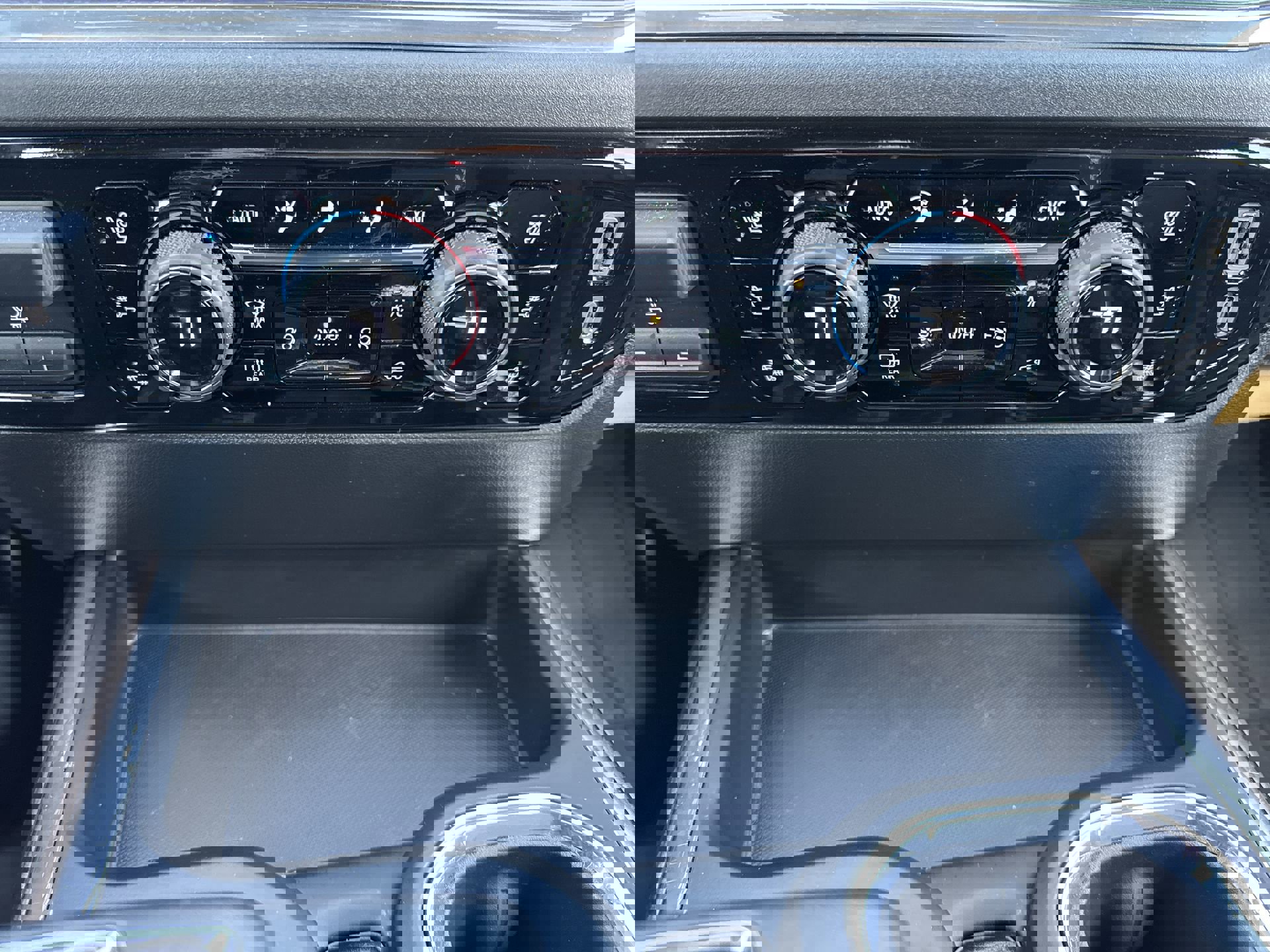 Certified 2024 Chevrolet Silverado 1500 High Country w/ High Country Premium Package image 19