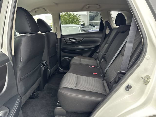Used 2020 Nissan Rogue SV AWD/4WD image 24