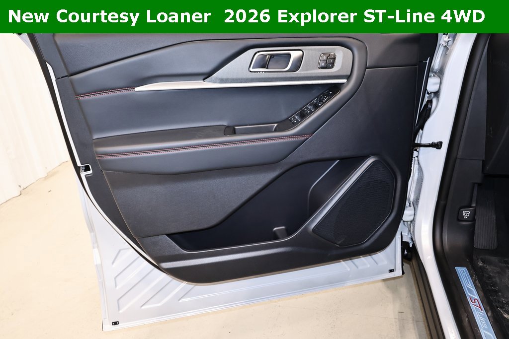New 2026 Ford Explorer ST-Line w/ ST-Line Street Pack image 9