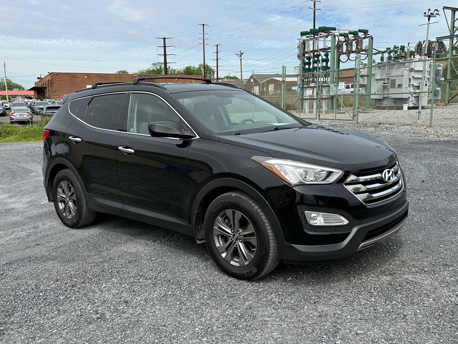 Used 2013 Hyundai Santa Fe Sport w/ Popular Equipment Pkg AWD/4WD image 2
