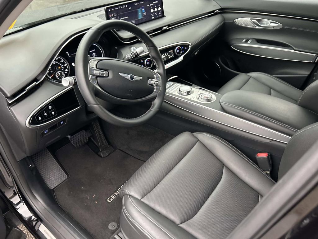 Used 2024 Genesis GV70 2.5T w/ Select Package AWD/4WD image 16