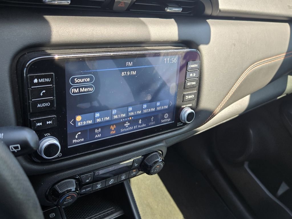 Used 2023 Nissan Kicks SR w/ SR Premium Package FWD image 21