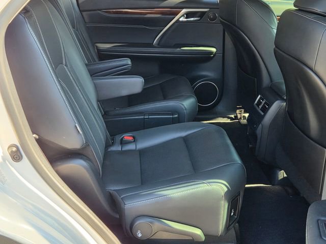 Used 2019 Lexus RX 350L Premium w/ Premium Package image 16