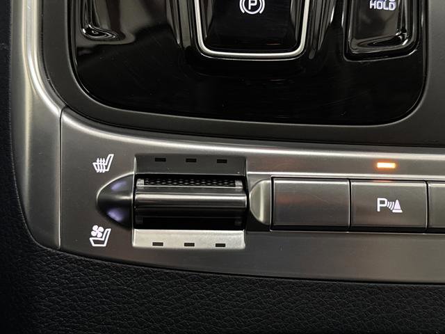 Used 2025 Kia Carnival SX image 8