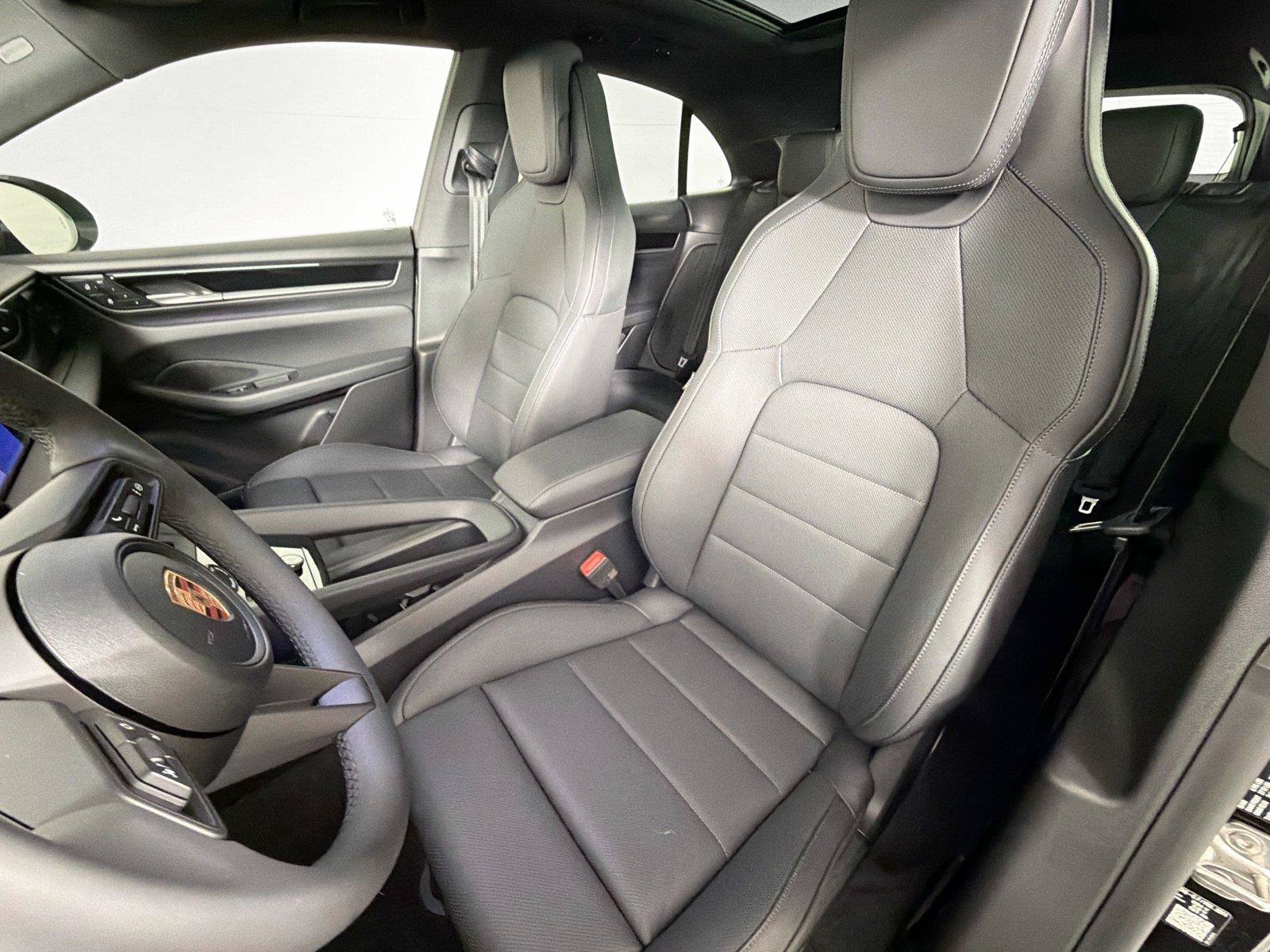 Certified 2026 Porsche Macan Electric RWD image 5