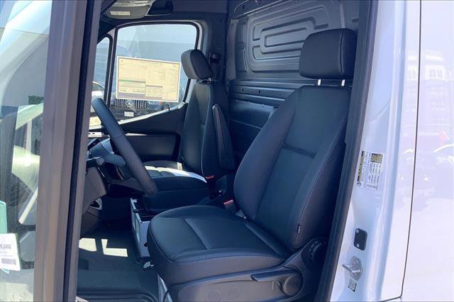 New 2026 Mercedes-Benz Sprinter 2500 image 8