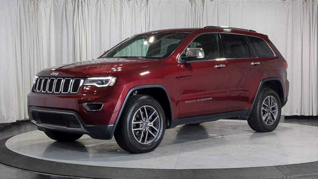 Used 2020 Jeep Grand Cherokee Limited w/ Premium Lighting Group AWD/4WD image 5