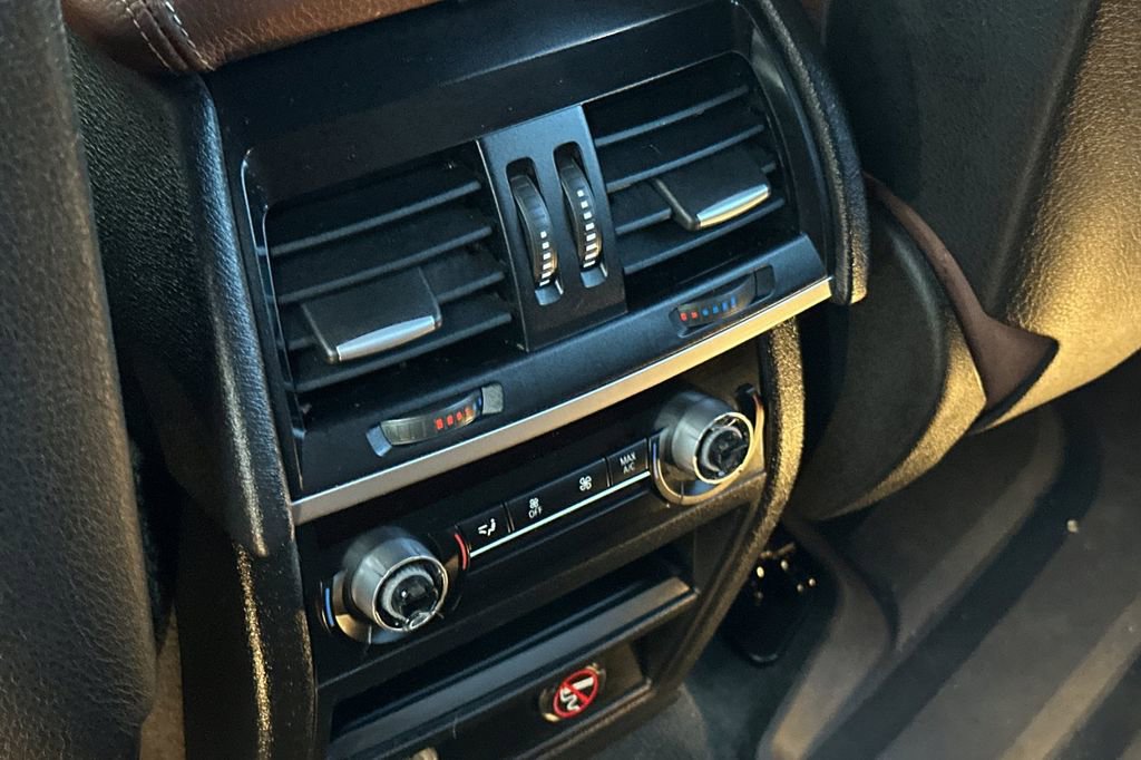 Used 2017 BMW X5 xDrive40e image 13