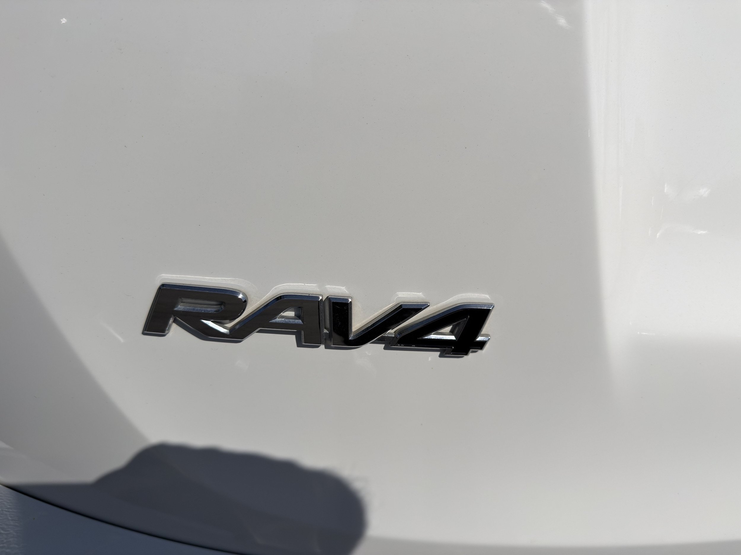 Used 2018 Toyota RAV4 XLE w/ Carpet Mat Package AWD/4WD image 42