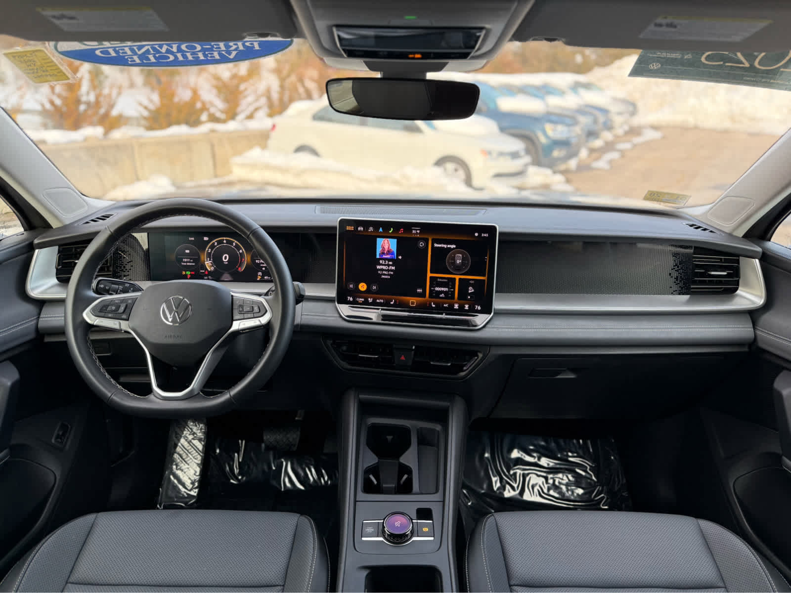 Certified 2025 Volkswagen Tiguan SE image 20