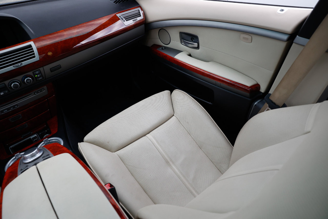 Used 2008 BMW ALPINA B7 7-SERIES 4DR SEDAN image 24