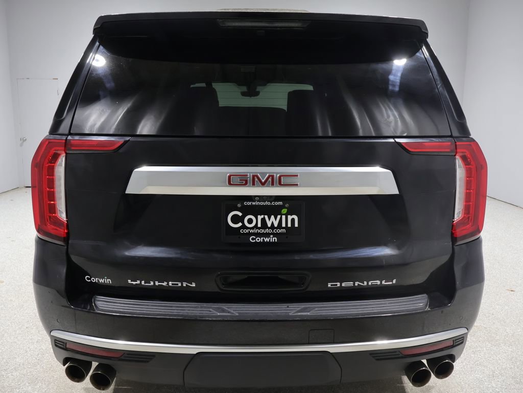 Used 2021 GMC Yukon XL Denali w/ Denali Ultimate Package image 3