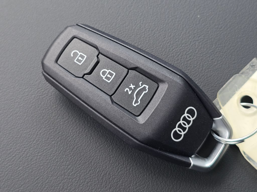 New 2026 Audi Q5 Premium Plus AWD/4WD image 32
