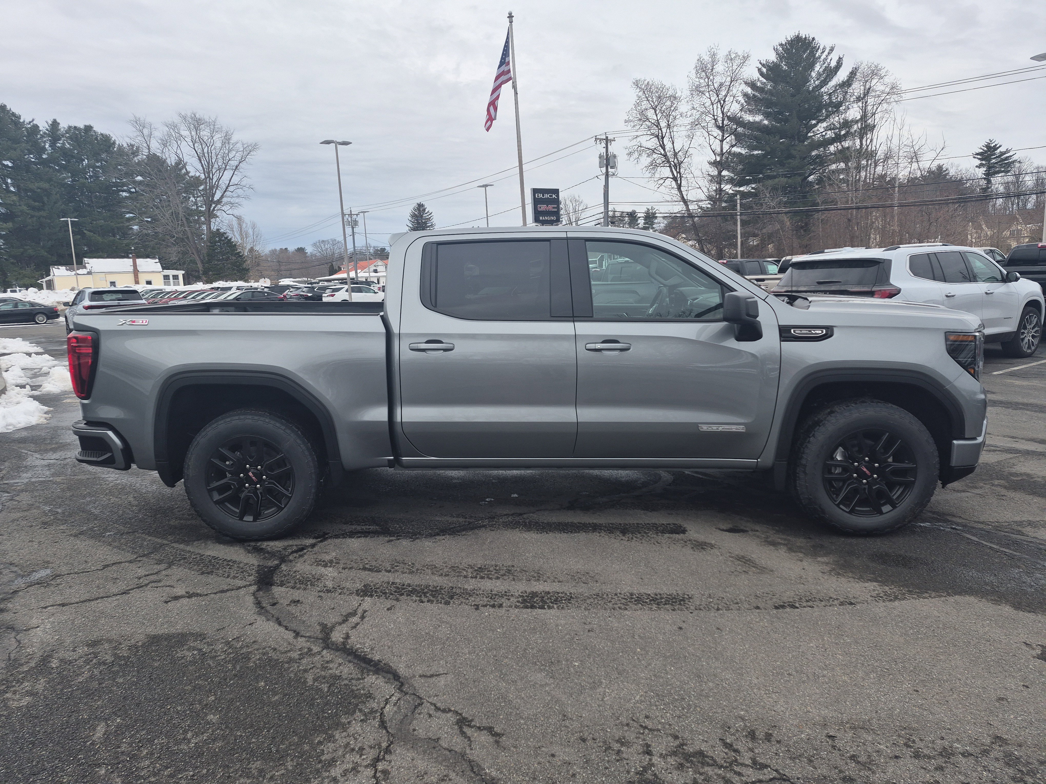 Used 2026 GMC Sierra 1500 Elevation w/ Preferred Package image 7