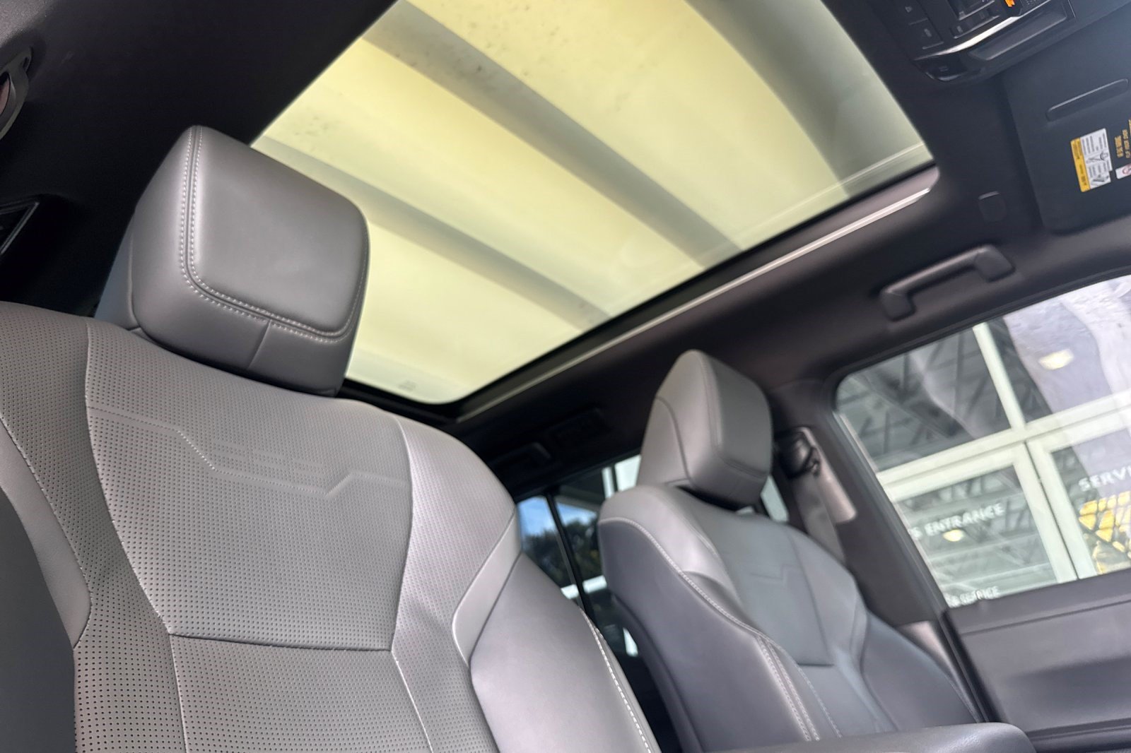 Certified 2024 Lexus GX 550 w/ Accessory Package (31) AWD/4WD image 22