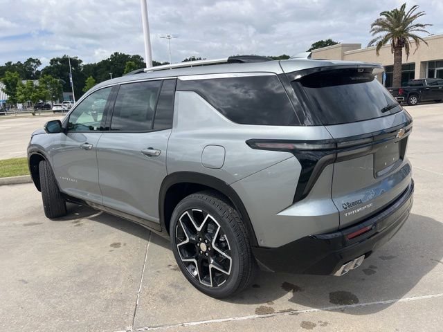 New 2026 Chevrolet Traverse High Country w/ LPO, Floor Liner Package FWD image 4