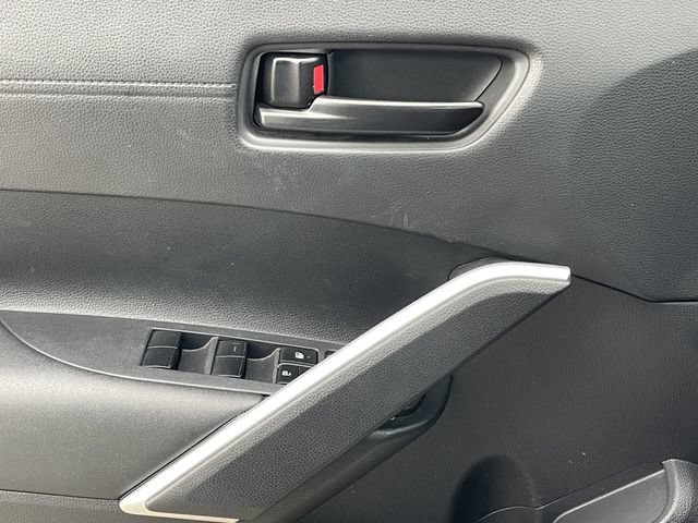 Used 2023 Toyota Corolla Cross AWD Hybrid image 23