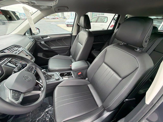 Certified 2022 Volkswagen Tiguan SE AWD/4WD image 24