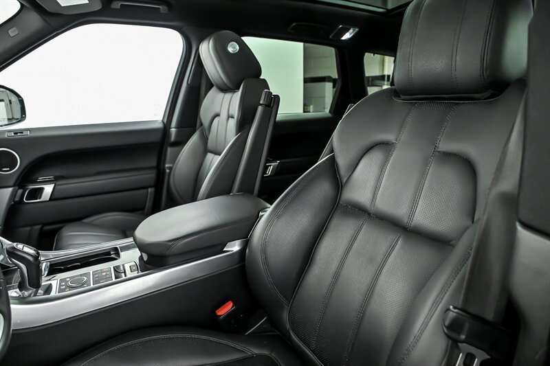 Used 2016 Land Rover Range Rover Sport HSE AWD/4WD image 17