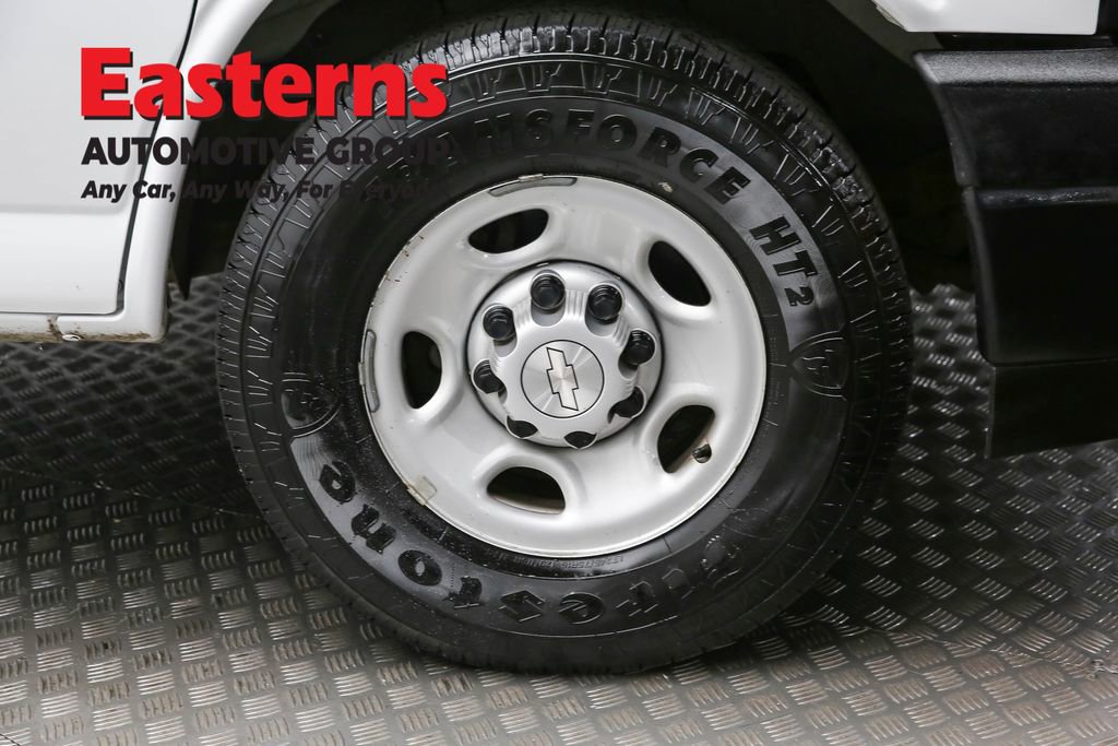 Used 2019 Chevrolet Express 2500 w/ Driver Convenience Package image 31