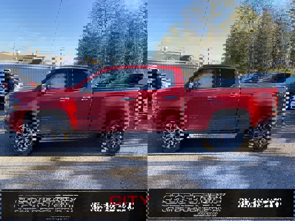 Used 2015 GMC Canyon SLT image 7