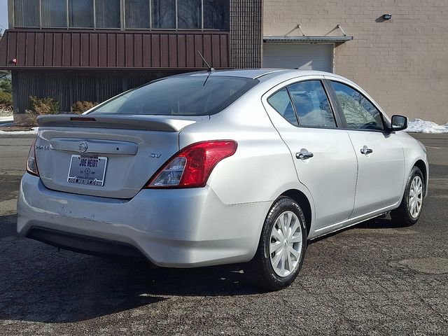 Used 2017 Nissan Versa SV image 11