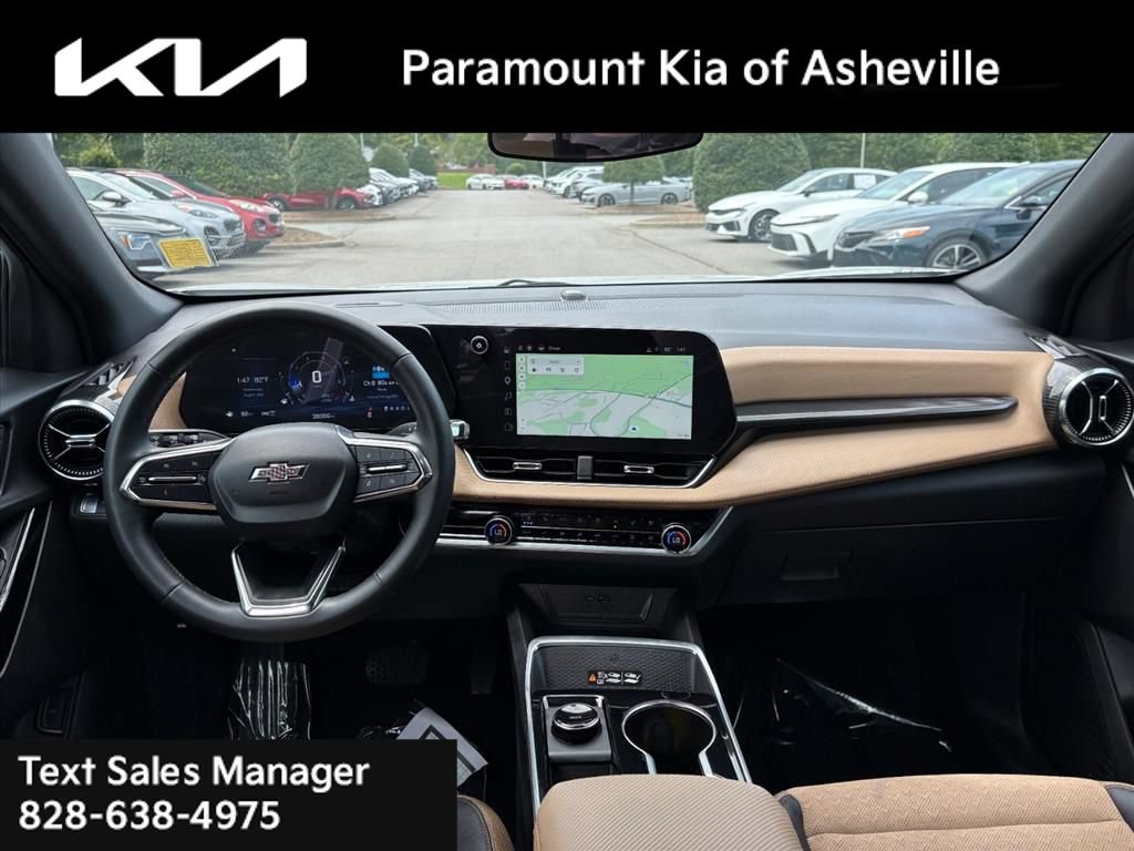 Used 2025 Chevrolet Equinox ACTIV w/ Convenience Package III AWD/4WD image 7
