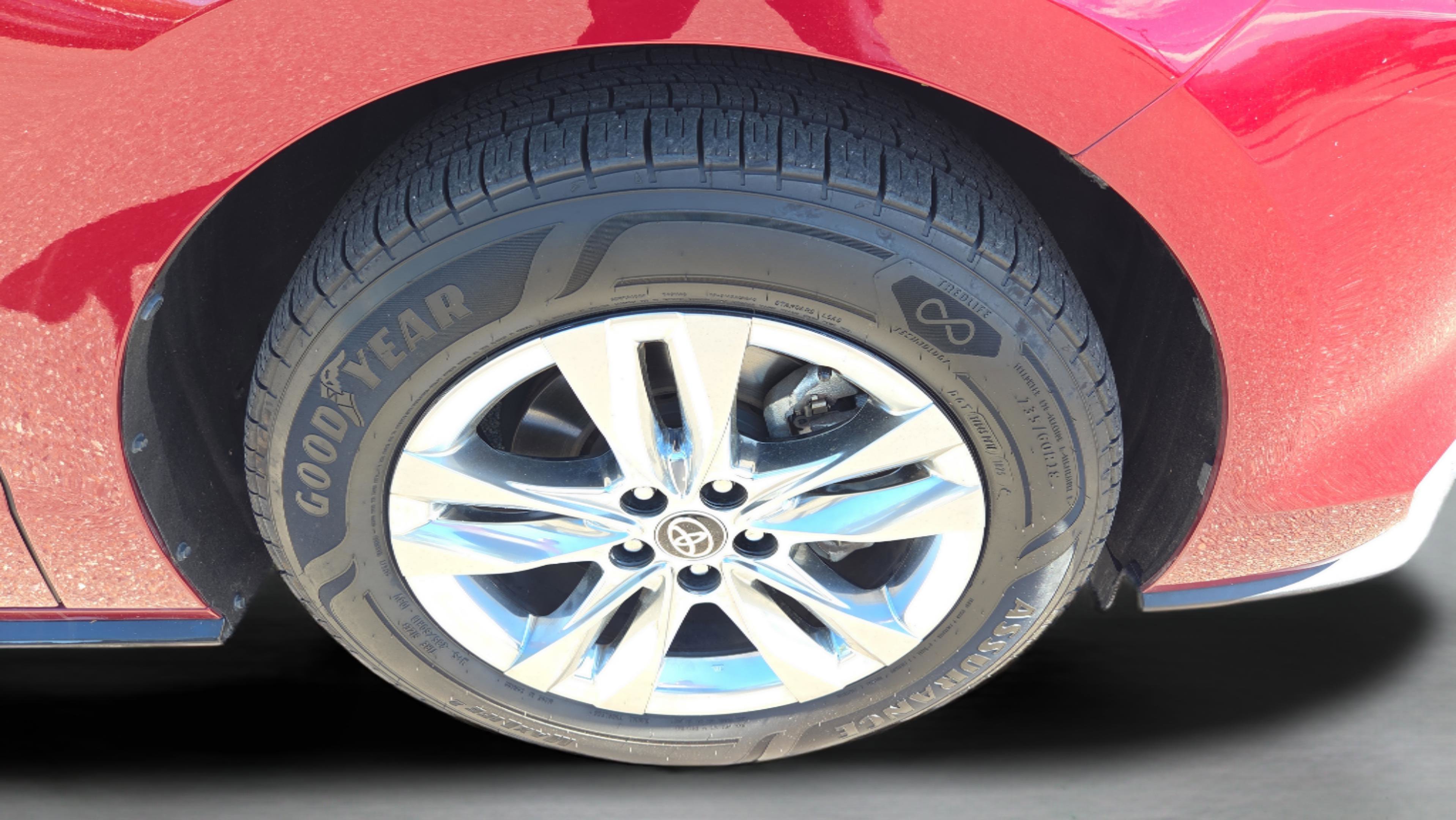 Certified 2023 Toyota Sienna Limited image 22