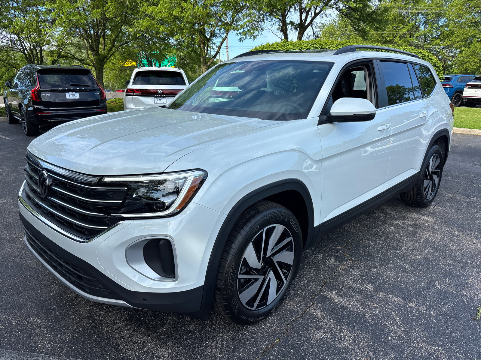 New 2026 Volkswagen Atlas SE