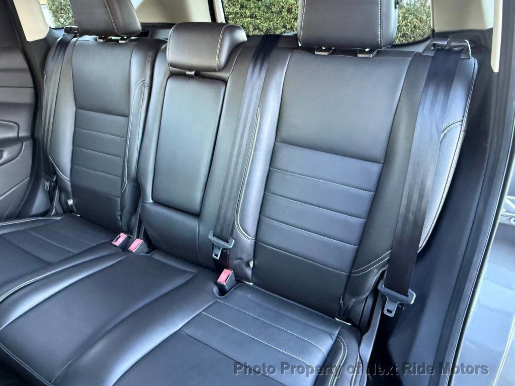 Used 2013 Ford Escape SEL image 18