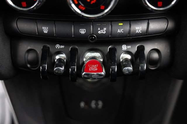 Used 2015 MINI Cooper 2-Door Hardtop FWD image 35