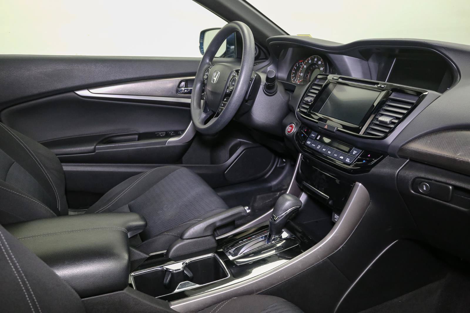 Used 2016 Honda Accord EX image 20