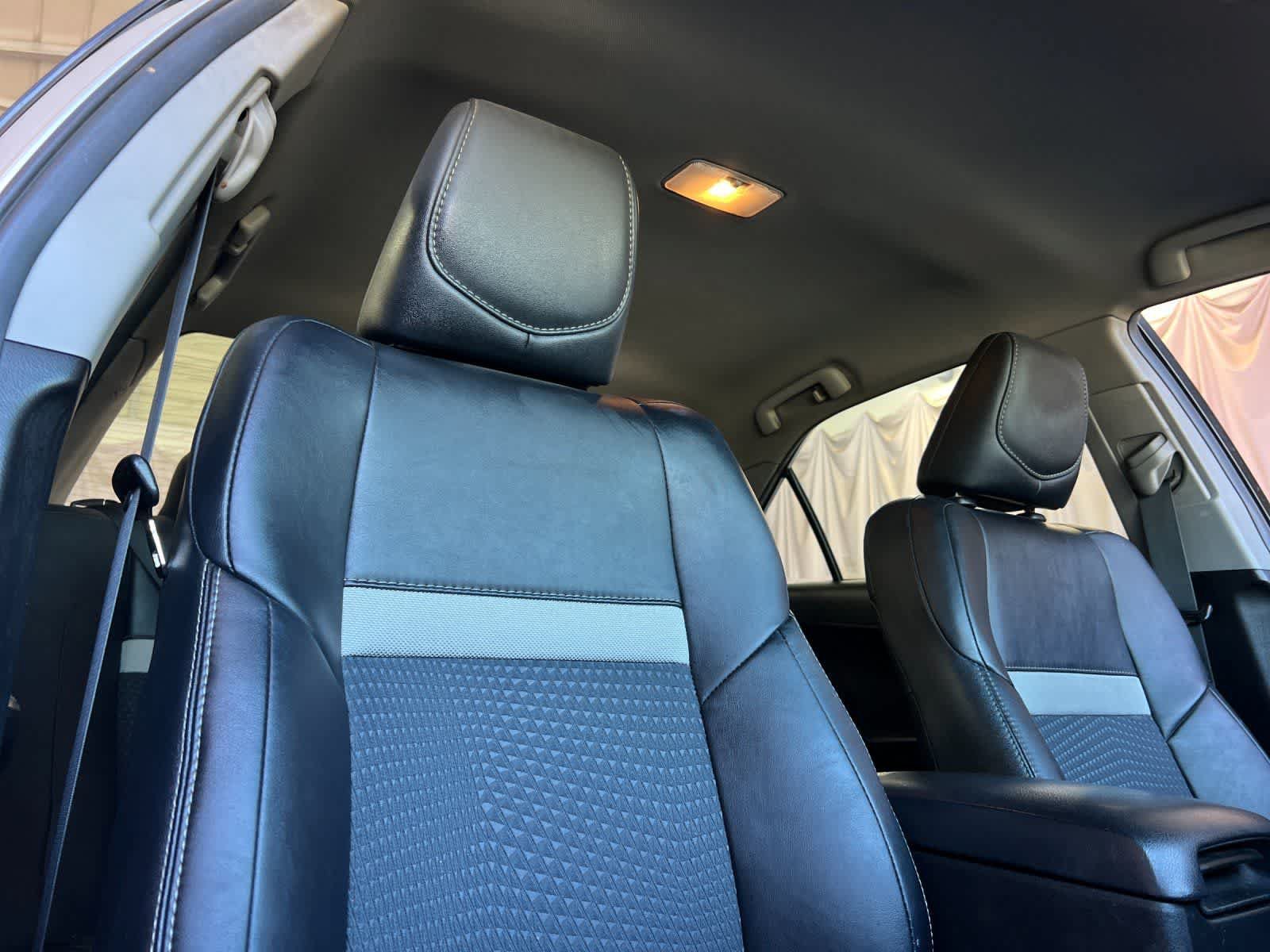 Used 2013 Toyota Camry SE FWD image 17