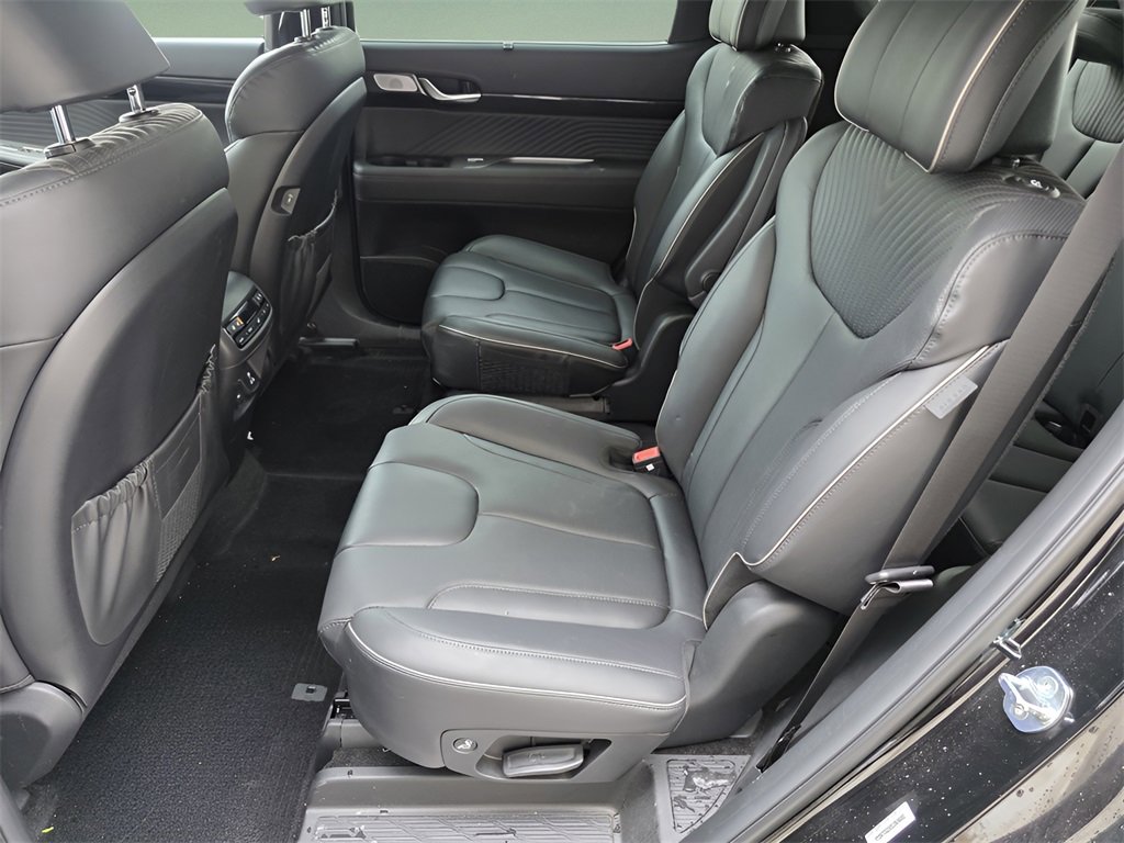 Certified 2025 Hyundai Palisade Calligraphy image 10