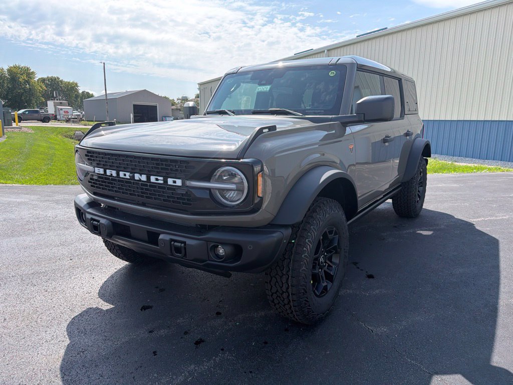 New 2026 Ford Bronco Badlands AWD/4WD image 8