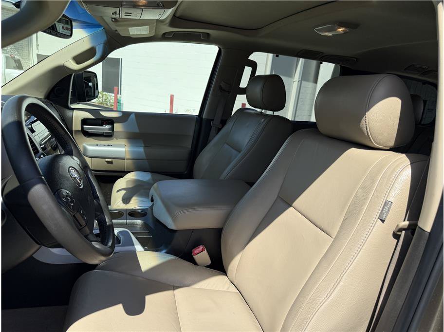 Used 2008 Toyota Sequoia Limited RWD image 12
