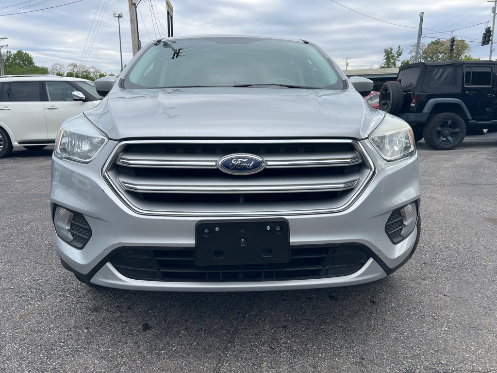 Used 2017 Ford Escape SE w/ SE Cold Weather Package AWD/4WD image 6