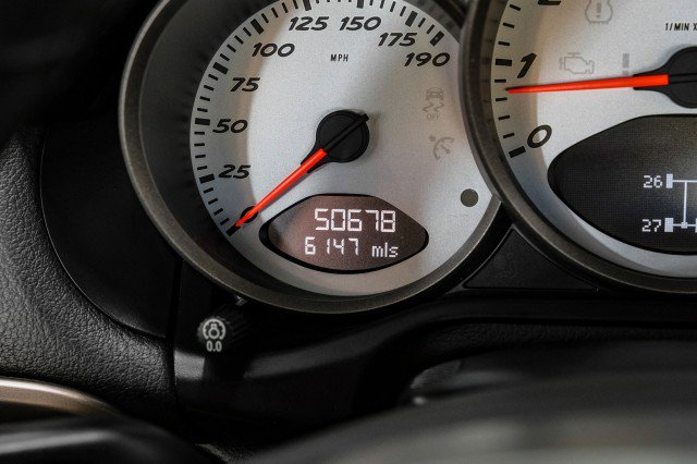 Used 2010 Porsche Cayman S image 16