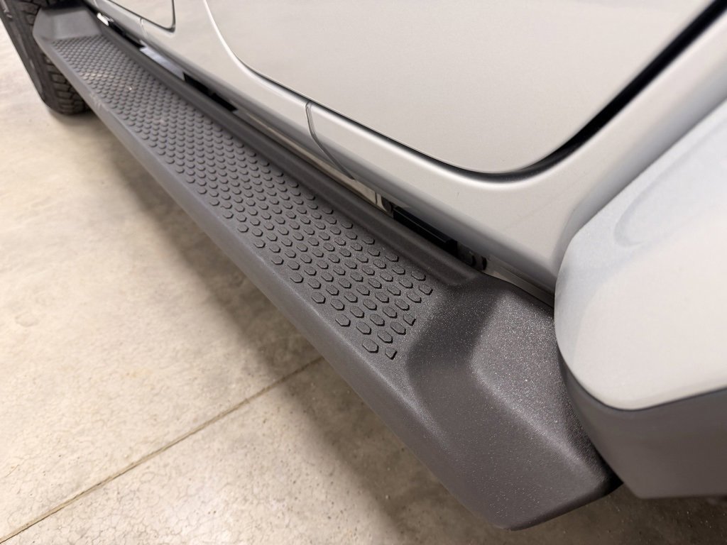 Used 2023 Jeep Wrangler Unlimited Sahara image 11