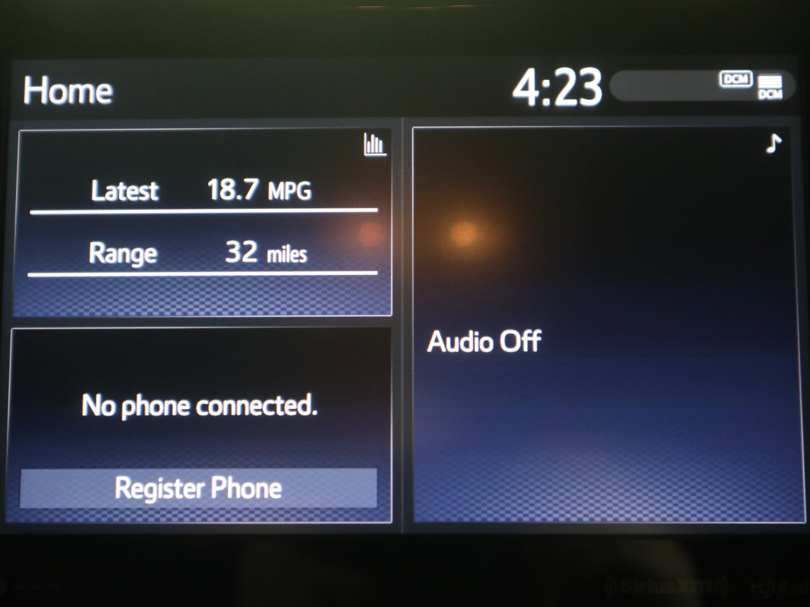 Used 2020 Toyota Highlander LE image 25