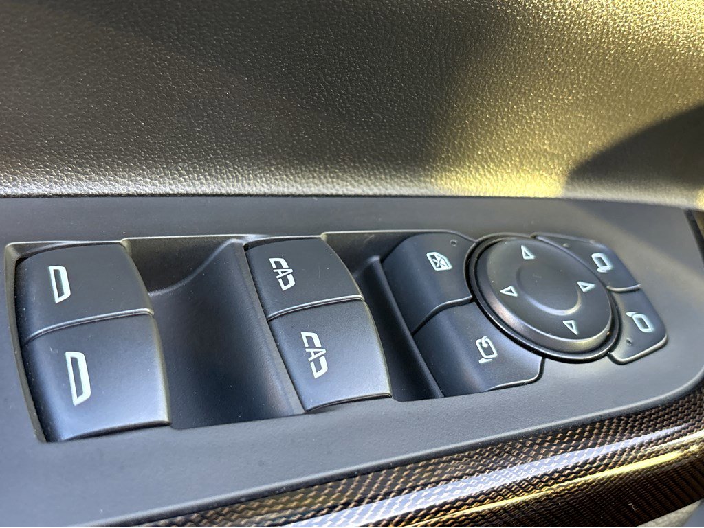 Used 2023 GMC Acadia AT4 w/ Technology Package image 40